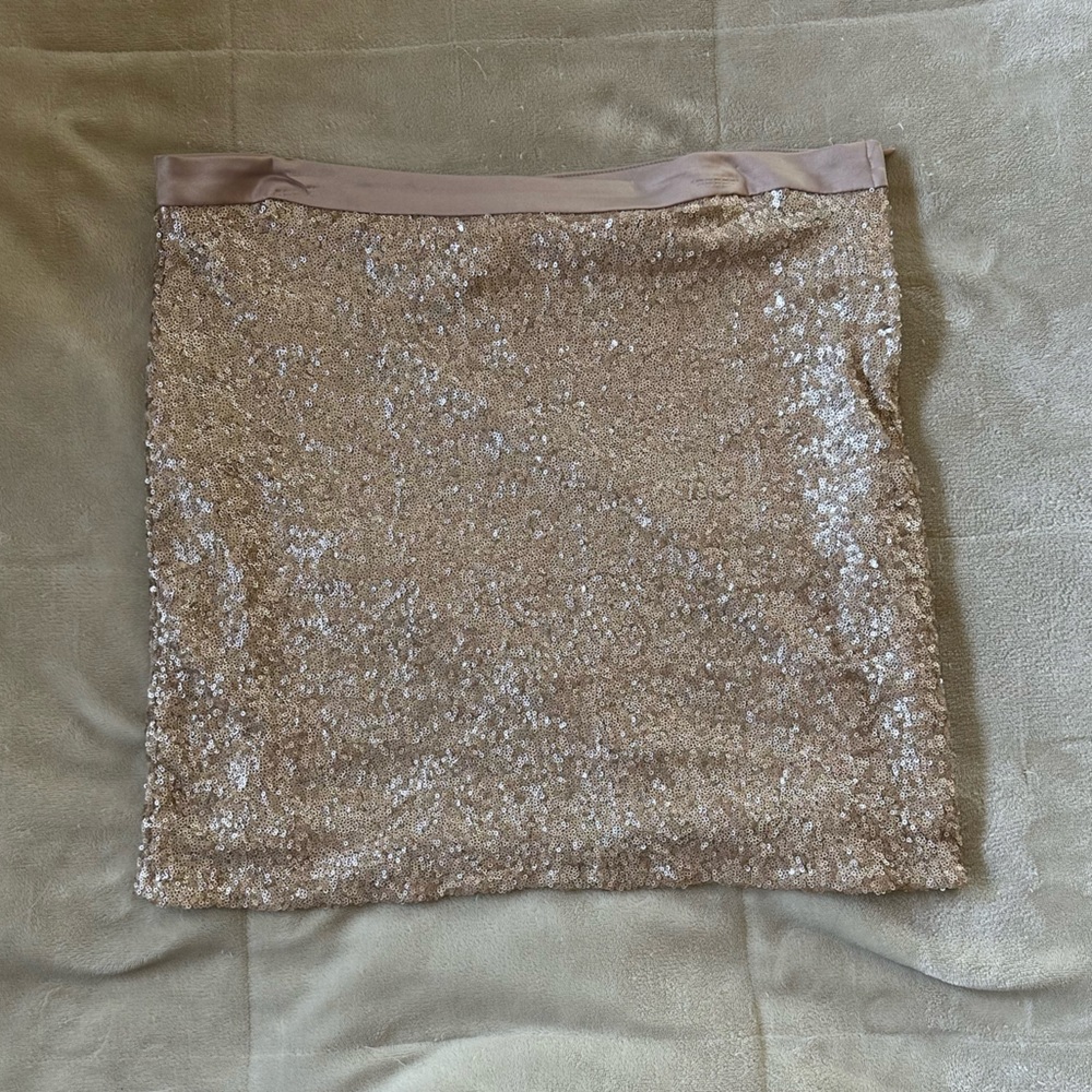 BABY PINK SEQUIN MINI SKIRT SIZE 14